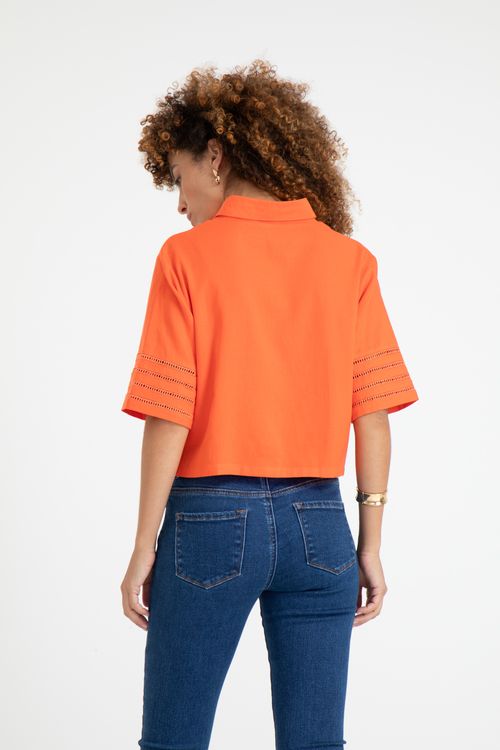 Camisa Com Mangas Curtas Bordadas