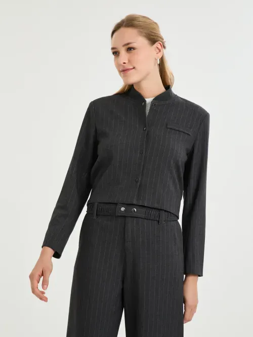 Jaqueta Cropped em Malha Risca De Giz