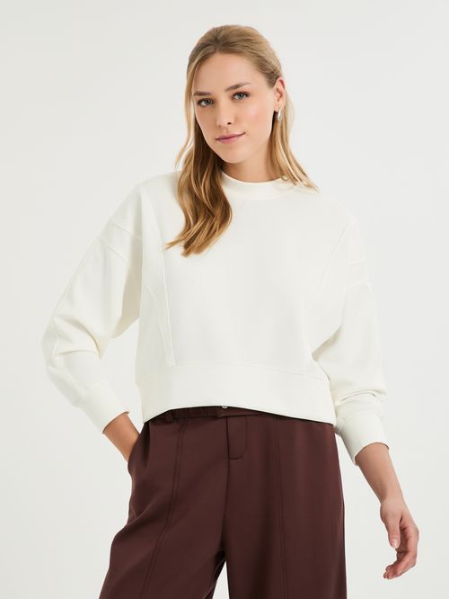 Blusa Ml Em Modal Com Recortes