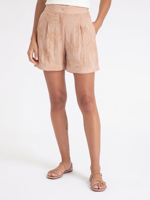 Short Em Tecido Bordado