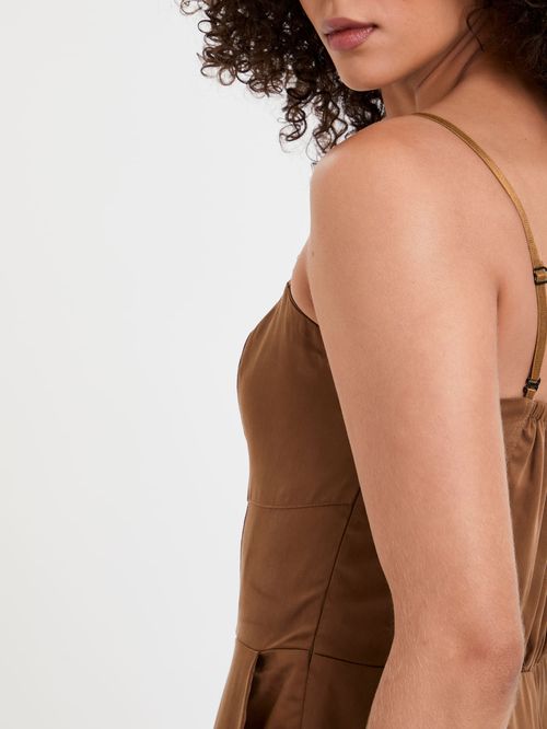 Macacão Liocel Com Alca Removível