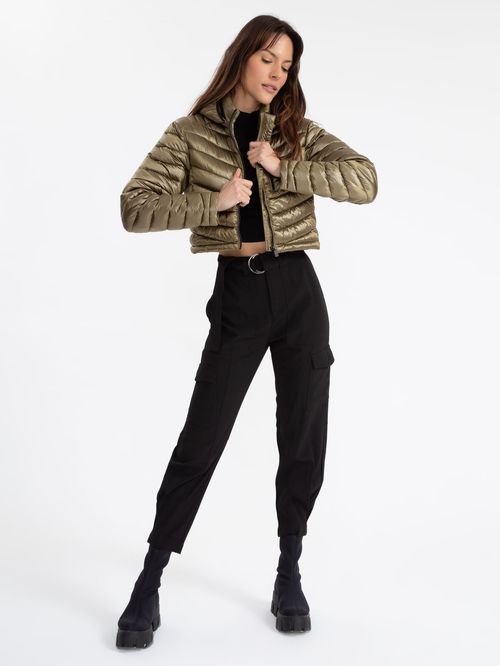 Calça Jogger Cargo Com Cinto E Prega Na Barra